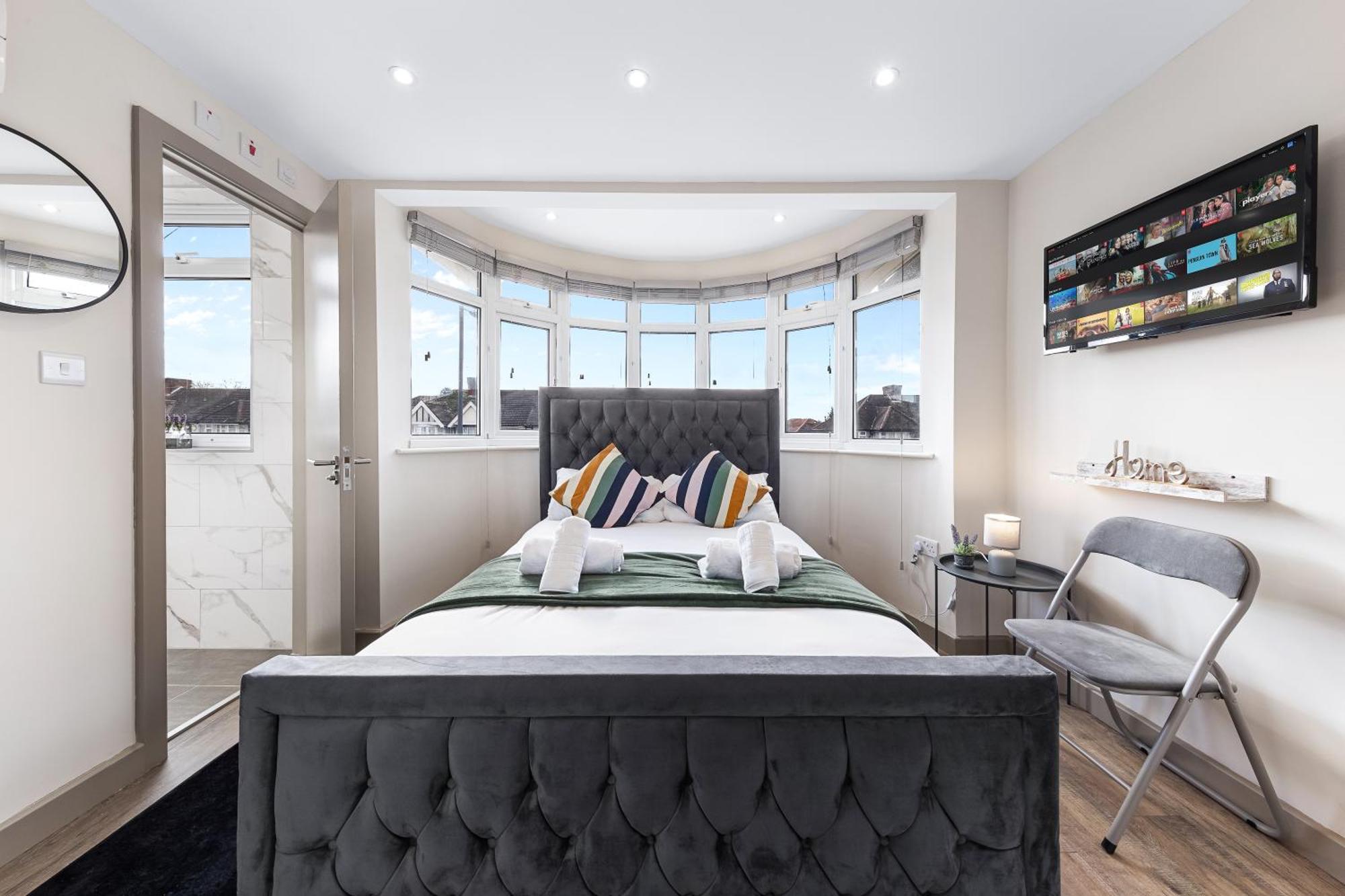 Serviced Ensuite Modern Studio - Sleeps 2 - Near Wembley Stadium - Good Transport Link To Central London - Harrow Ha3 Hatch End Экстерьер фото