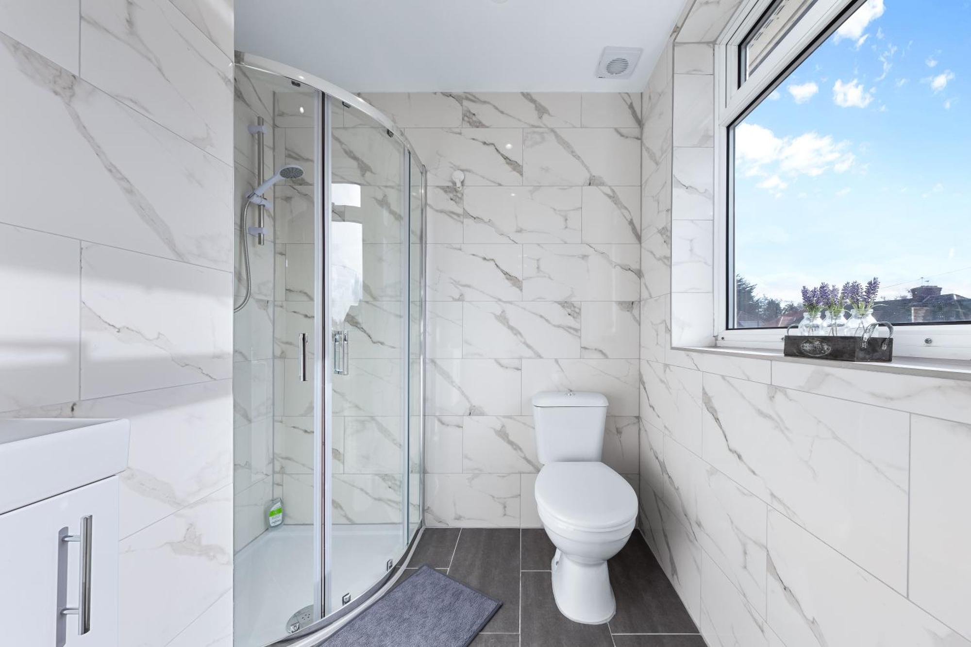Serviced Ensuite Modern Studio - Sleeps 2 - Near Wembley Stadium - Good Transport Link To Central London - Harrow Ha3 Hatch End Экстерьер фото
